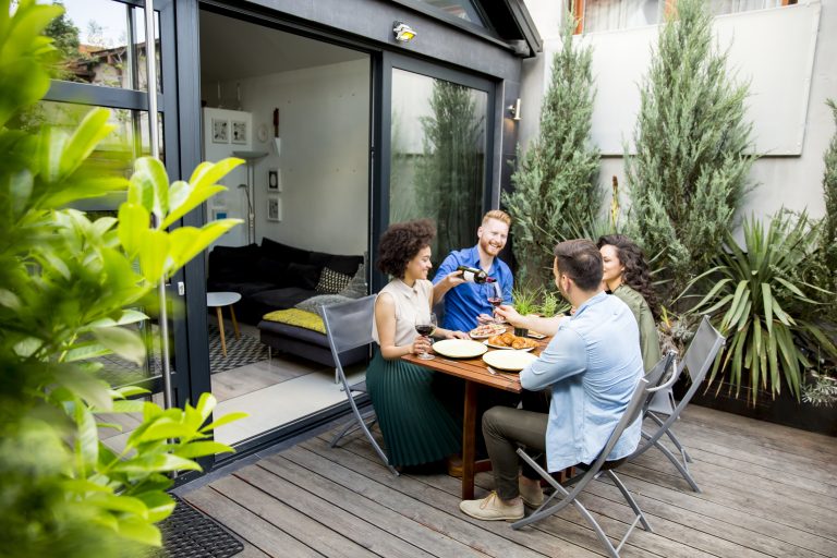 Townhouse-ul urban, eleganță compactă și design care maximizează spațiul