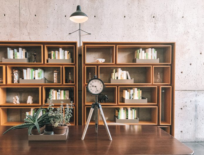 Cum alegi biblioteca perfectă pentru casa ta