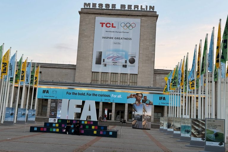 Inovații tech la IFA 2025. Ce gadget-uri îți schimbă viața