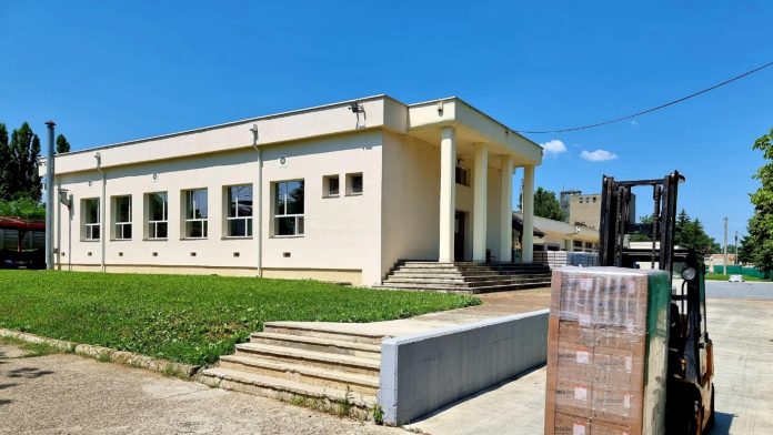 Fabrica Șapte Coline scoasă la vânzare