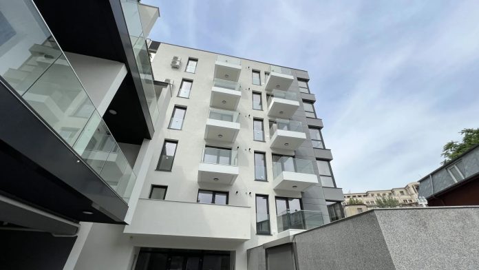 Prețuri apartamente București. În anumite cartiere, apartamentele cu două camere mai pot fi găsite sub pragul psihologic de 100.000 Prețuri apartamente București. În anumite cartiere, apartamentele cu două camere mai pot fi găsite sub pragul psihologic de 100.000