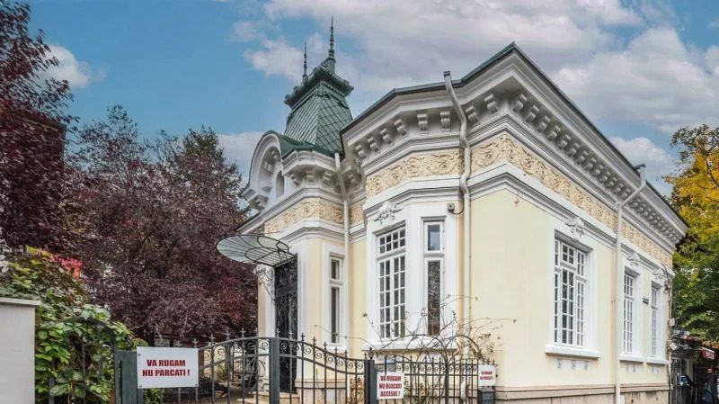 Vilă istorică de vânzare în centrul Bucureștiului. Câți bani cer proprietarii _sursa Storia Vilă istorică de vânzare în centrul Bucureștiului. Câți bani cer proprietarii _sursa Storia