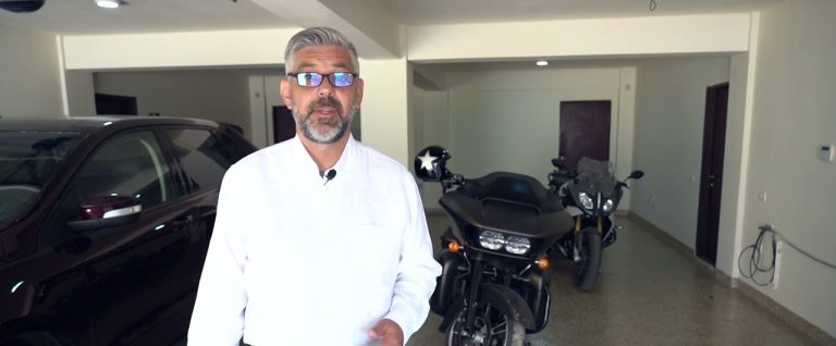 Rășina epoxidică: soluția modernă pentru pardoseli rezistente/VIDEO