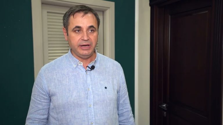 Ușile din lemn stratificat TuDoor: combinația perfectă între rezistență și eleganță/VIDEO Ușile din lemn stratificat TuDoor: combinația perfectă între rezistență și eleganță/VIDEO