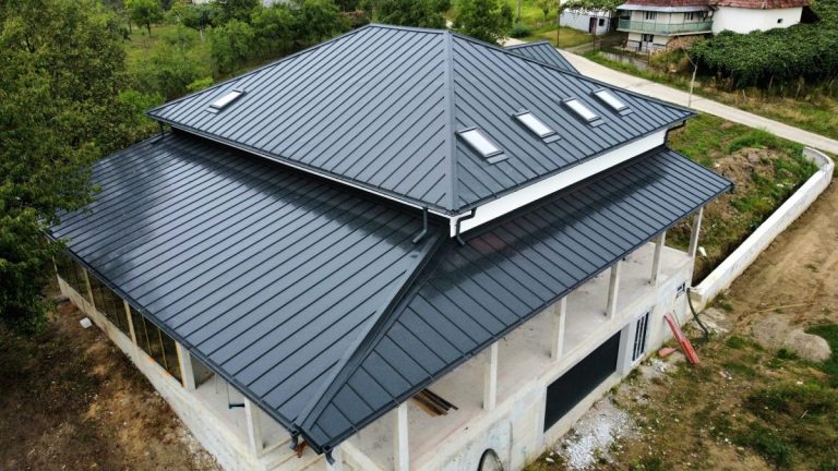 Secretul unui acoperiș de succes. Modele de acoperiș și tipuri de materiale folosite