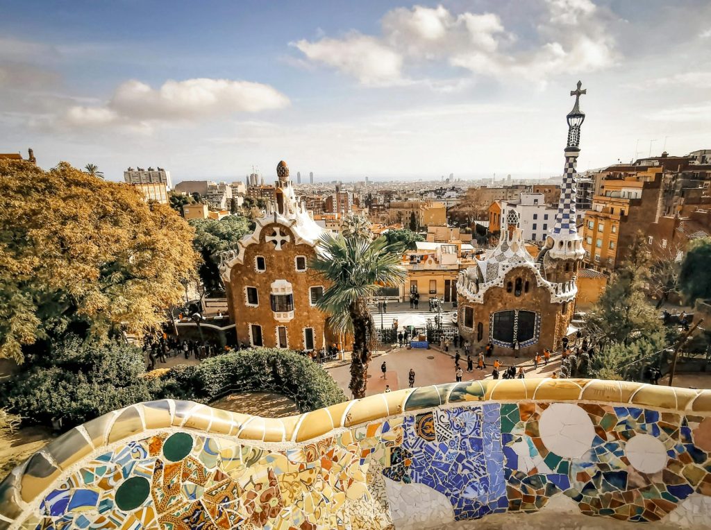 Parcul Guell din Barcelona, operă a celebrului arhitect Antoni Gaudi