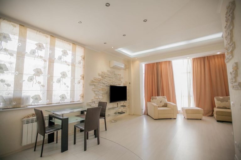 Cât costă renovarea unui apartament de 2 camere în 2026?  Motivele care au dus la explozia prețurilor