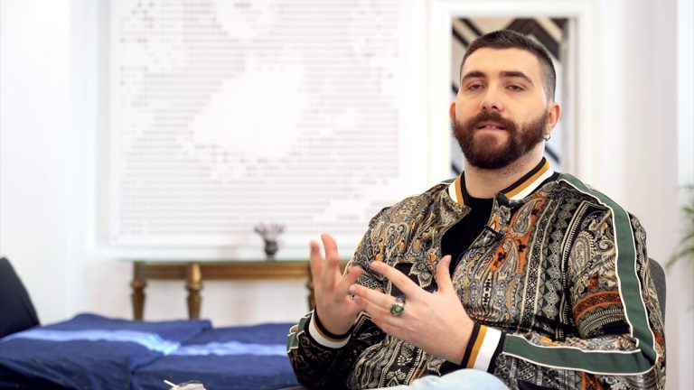 Cum amenajezi o garsonieră în stil modern cu accente clasice/VIDEO Cum amenajezi o garsonieră în stil modern cu accente clasice/VIDEO