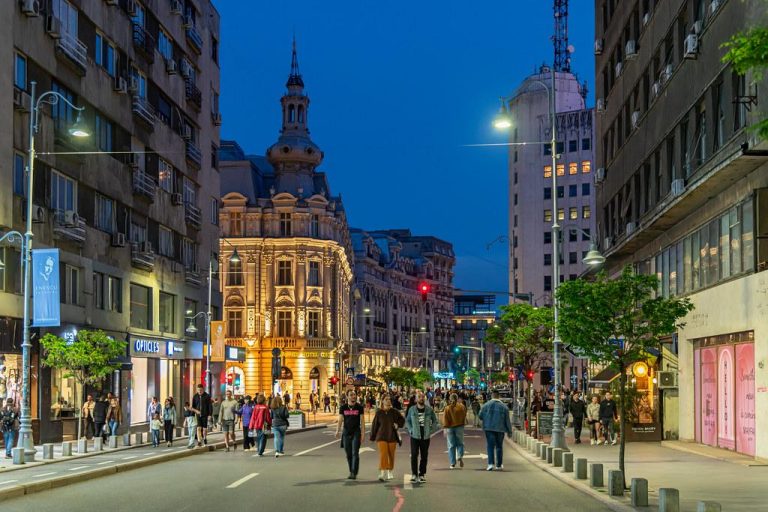 Bucureștiul pietonal. Plan nou pentru centrul Capitalei Bucureștiul pietonal. Plan nou pentru centrul Capitalei