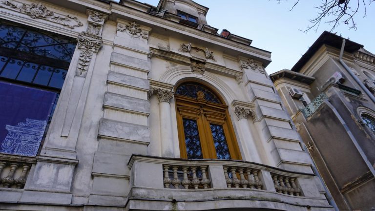 MuzA redeschide un palat uitat al Bucureștiului. Povestea fostei clădiri a Băncii „Creditul Funciar Rural” MuzA redeschide un palat uitat al Bucureștiului. Povestea fostei clădiri a Băncii „Creditul Funciar Rural”
