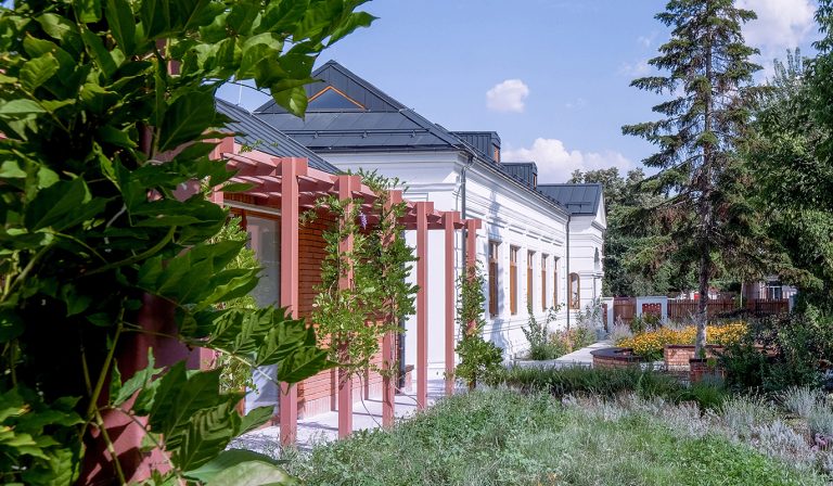 Restaurarea unei case de patrimoniu din Alexandria. De la ruină la ansamblu dedicat comunității Restaurarea unei case de patrimoniu din Alexandria. De la ruină la ansamblu dedicat comunității
