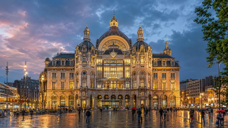 Gări spectaculoase care au devenit atracții turistice