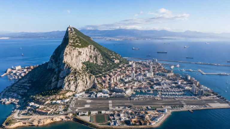 Noul acord post-Brexit privind Gibraltar. Investitorii stau cu ochii pe piața imobiliară Noul acord post-Brexit privind Gibraltar. Investitorii stau cu ochii pe piața imobiliară