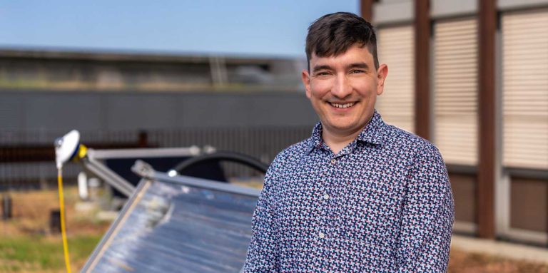 Panoul solar care încălzește apa la 150°C și ar putea înlocui gazul