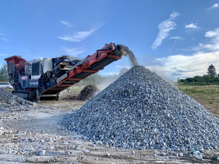 Betonul reciclat; cât material provenit din demolări poate ajunge într-o construcție nouă Betonul reciclat; cât material provenit din demolări poate ajunge într-o construcție nouă