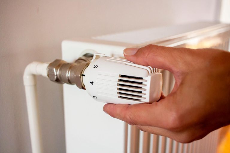 Robineții termostatați inteligenți; cât de mult pot schimba controlul asupra încălzirii